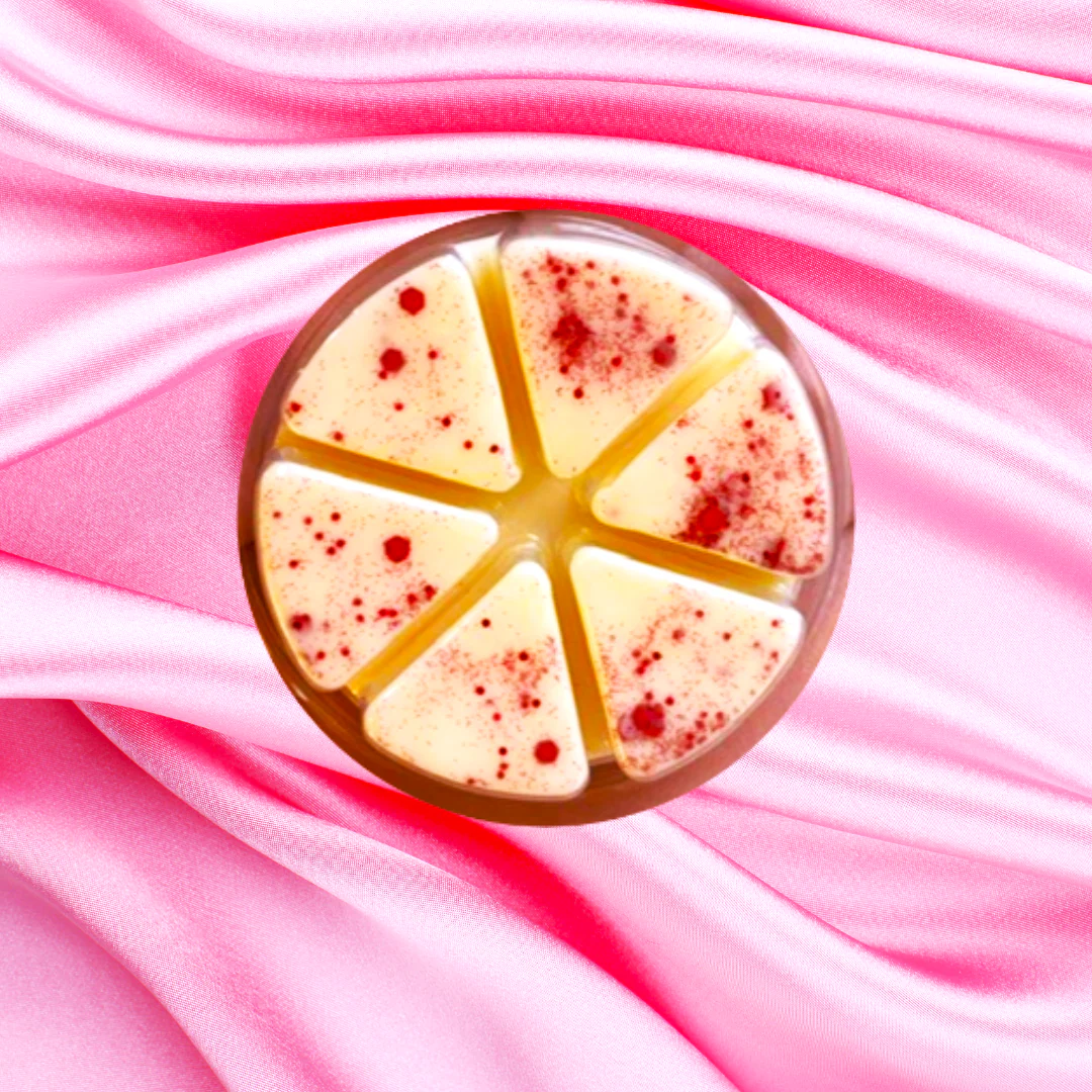 White Chocolate Covered Strawberries Wax Melt 85g - Image 2